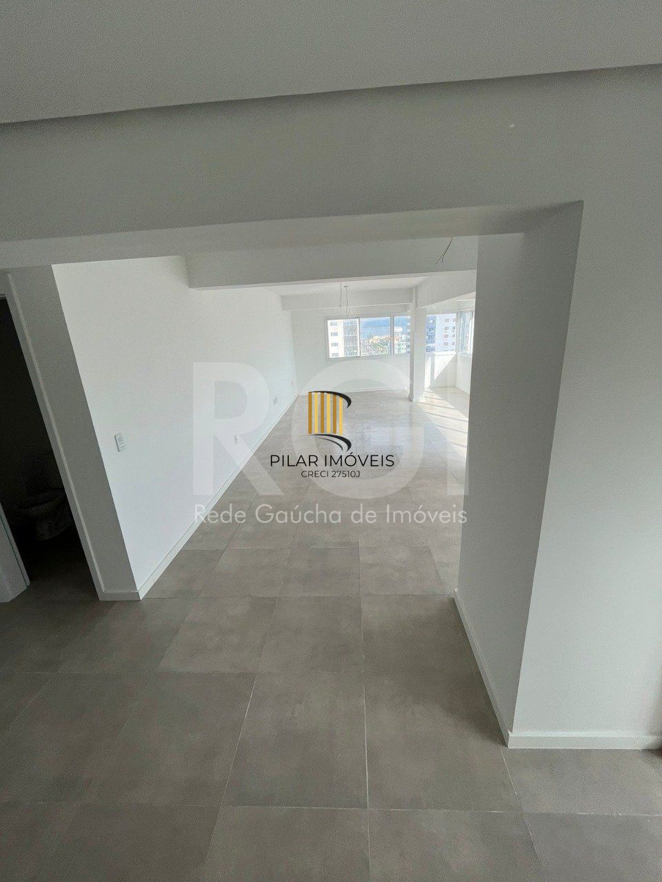 Apartamento com 3 Quartos e 3 banheiros à Venda, 129 m² Centro de Tramandaí