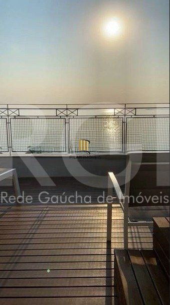 Cobertura para Venda - 243m², 3 dormitórios, sendo 1 suites, 2 vagas - Menino De