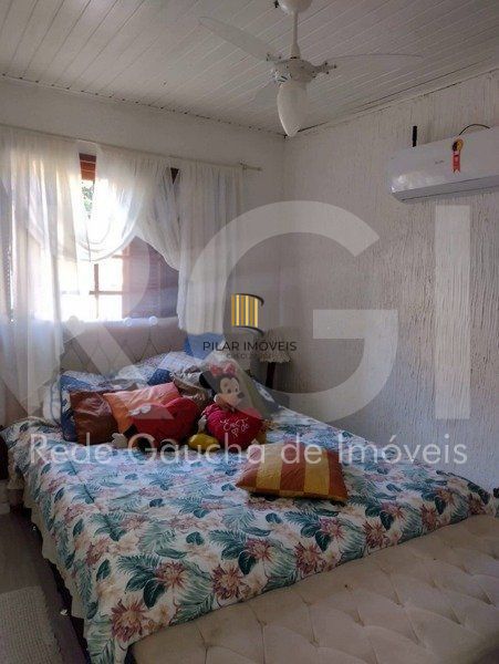 Casa à venda com 3 quartos e garagem 2 carros!