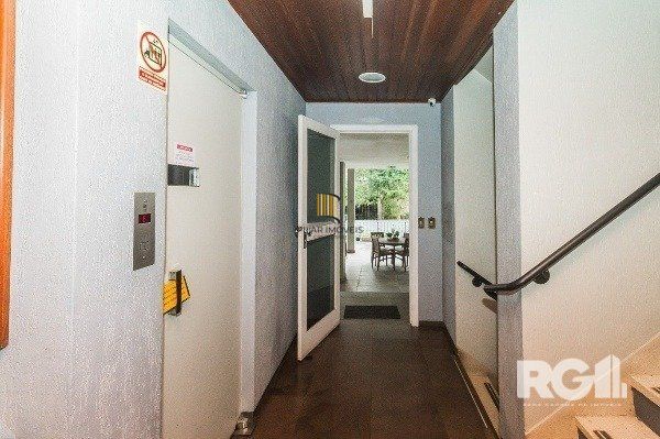 APARTAMENTO DE 3 DORMITÓRIOS COM VAGA DE GARAGEM NA AV IGUASSU