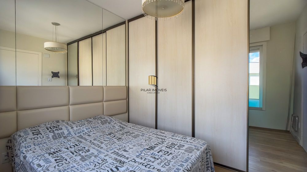 **Apartamento Semi  mobiliado à Venda em Porto Alegre, RS**