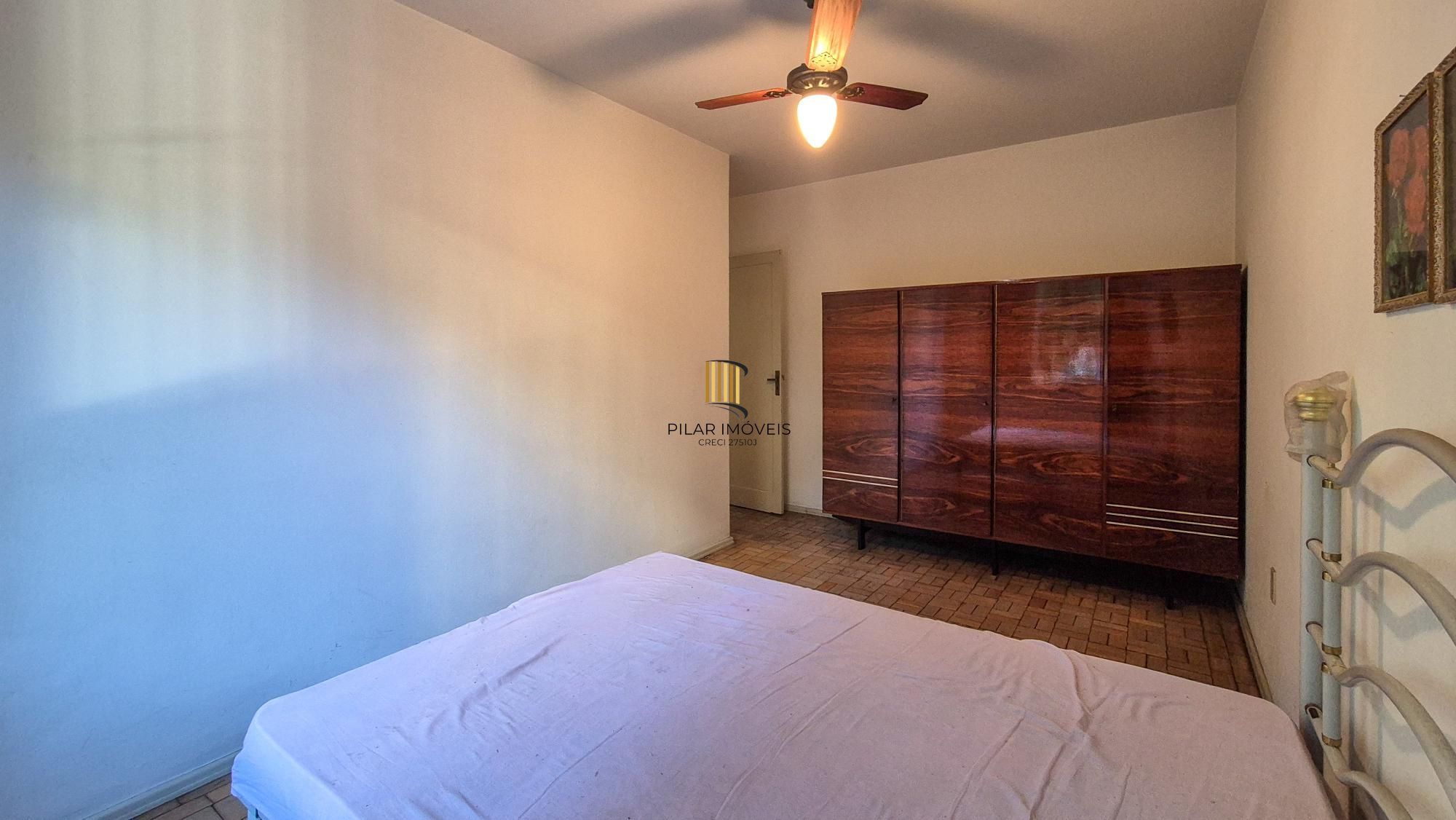 APARTAMENTO AMPLO, 70m² com 2 QUARTOS e 2 BANHEIROS, NO CORAÇÃO DA CIDADE BAIXA