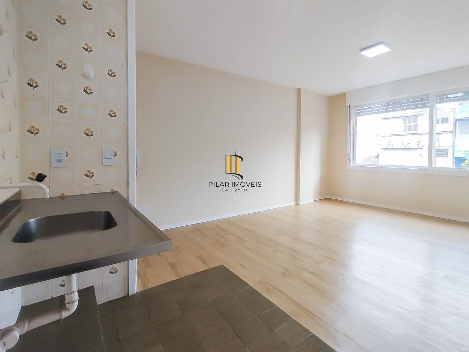 Apartamento Reformado na Rua da República – Ótima Vista e Iluminação Natural