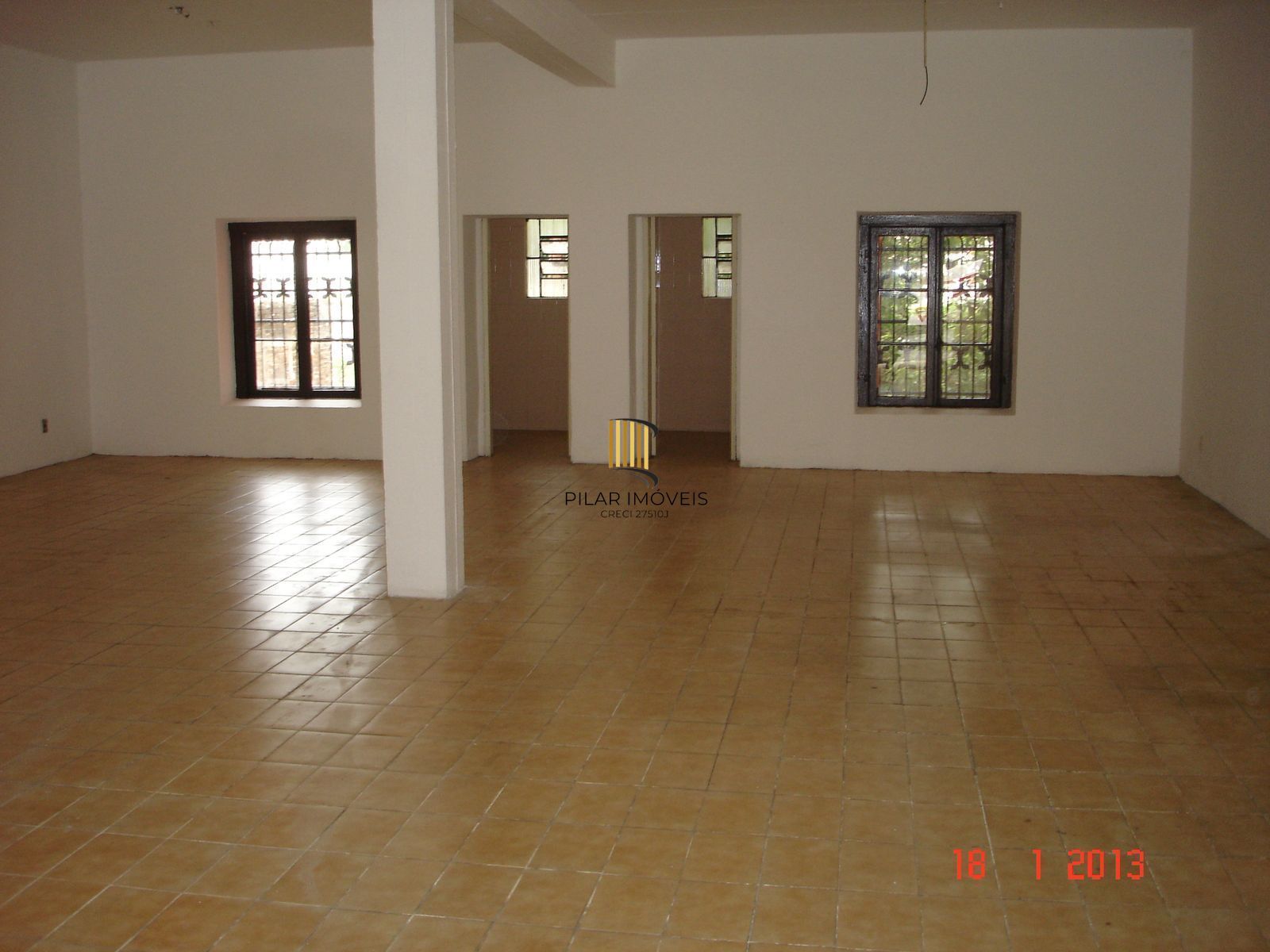 Pavilhão 3 dormitórios à venda Floresta Porto Alegre/RS - Pilar Imóveis