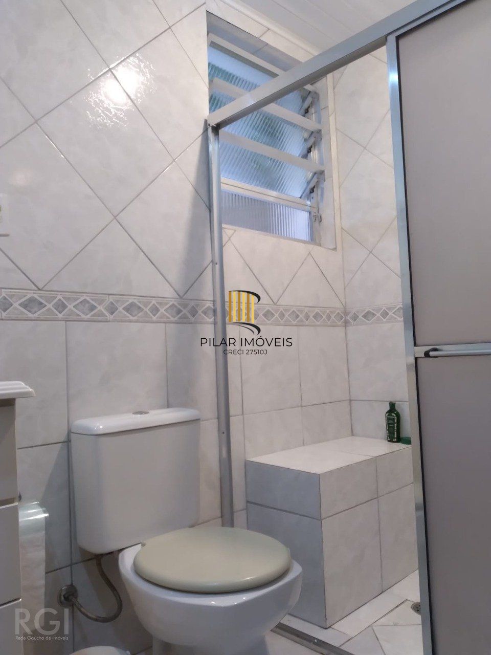 Apartamento para Venda - 65m², 2 dormitórios, sendo 2 suites, Centro Histórico
