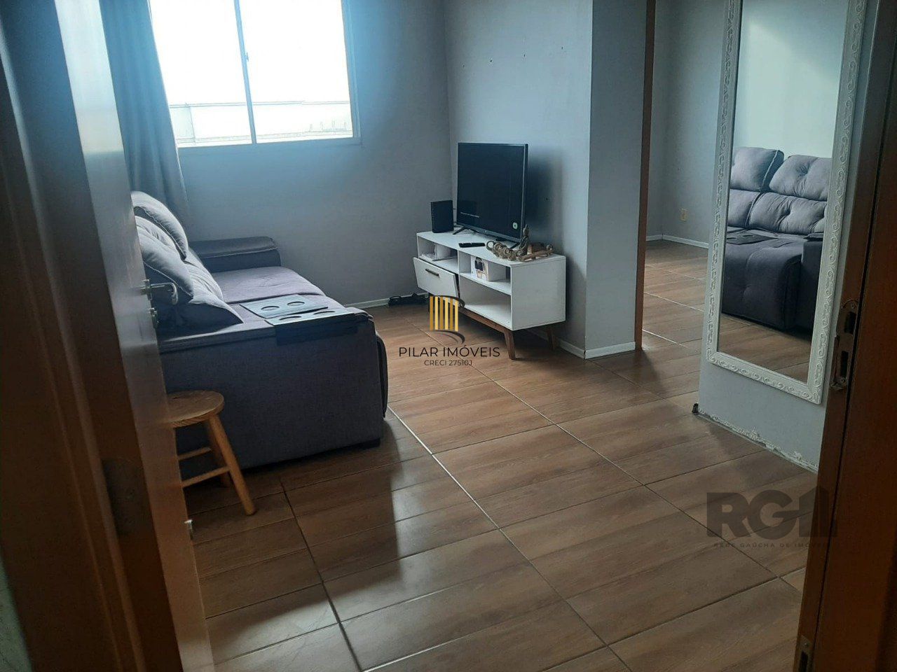 Apartamento 1 dormitório 5 andar de fundos, garagem  no bairro: Leopoldina - P