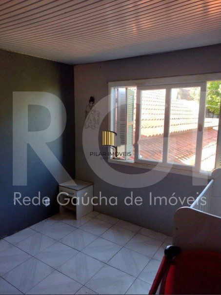 Casa à venda com 3 quartos e garagem 2 carros!