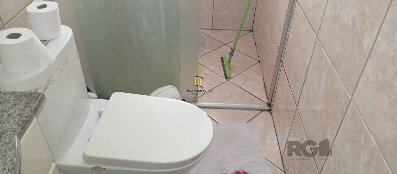 Apartamento 2 dormitórios , terreno elevado, lateral, bairro cidade baixa- Porto