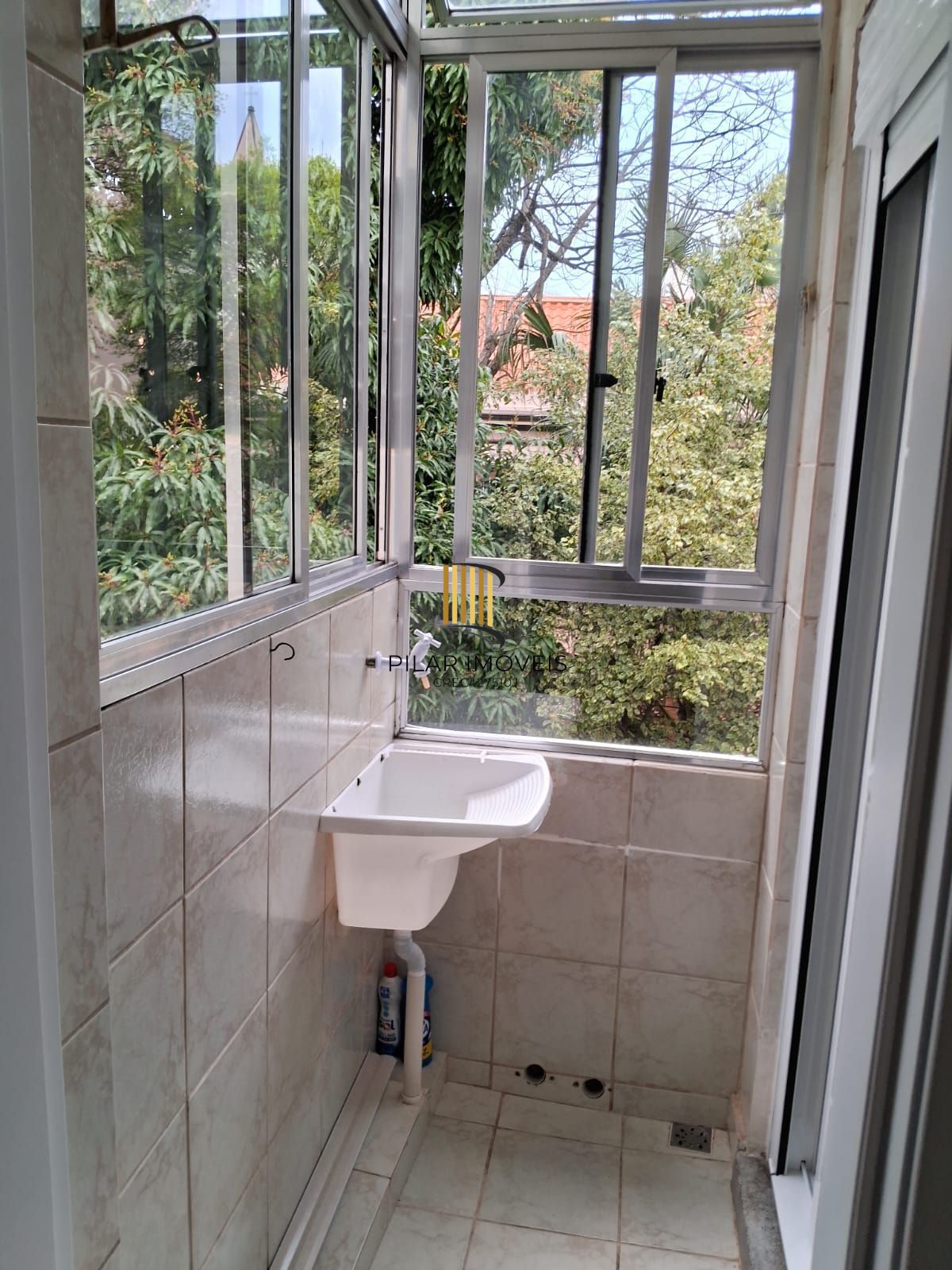 Apartamento 01 dormitório, desocupado na Cidade Baixa!