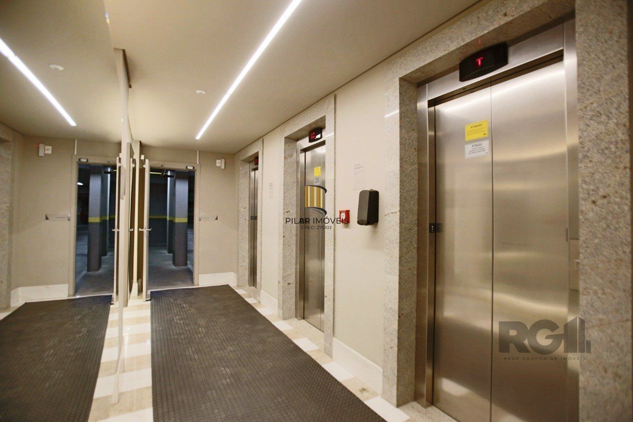 Apartamento 3 dormitórios à venda Azenha Porto Alegre/RS