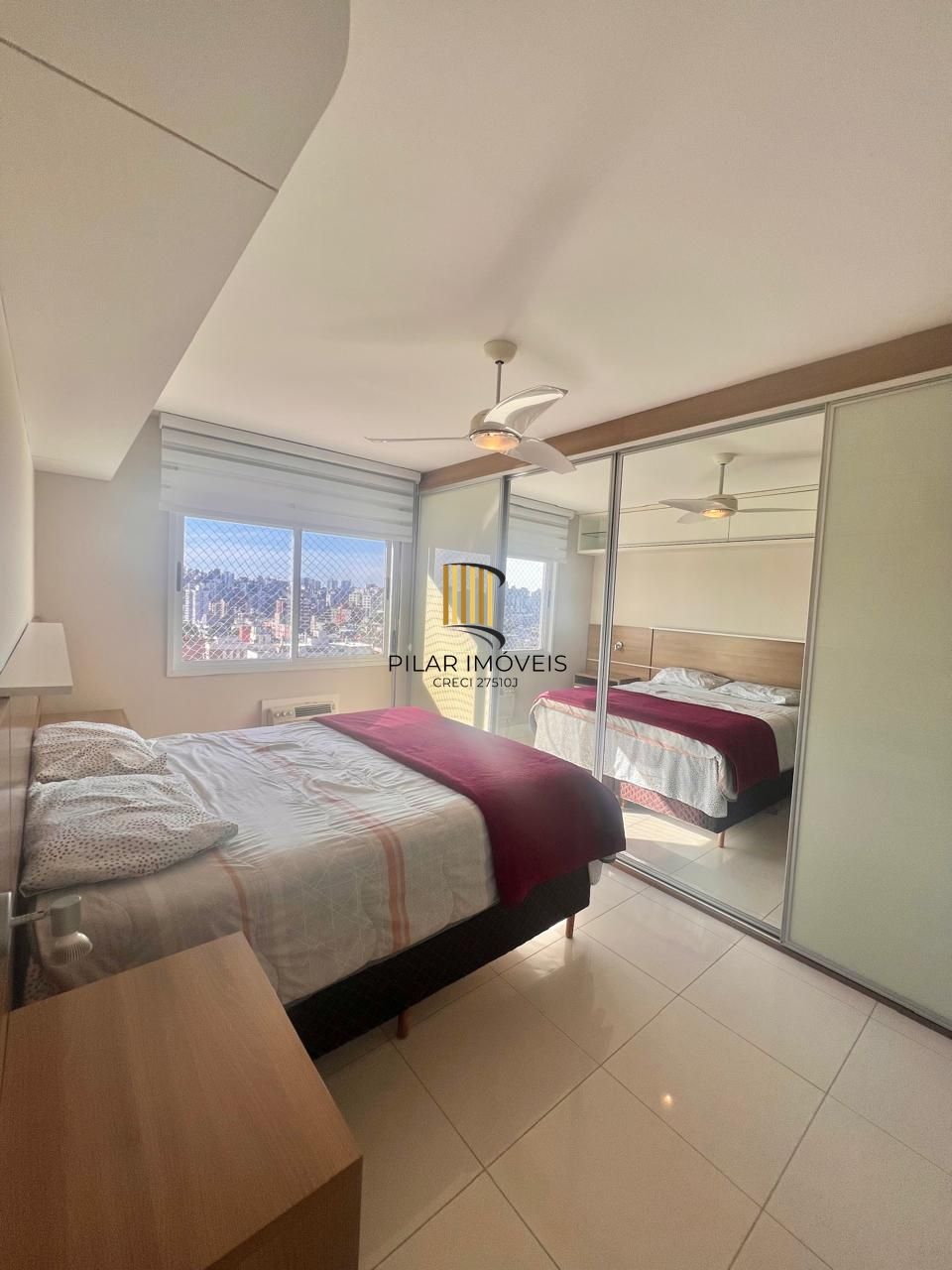 Apartamento 2 Dormitórios com 2 Vagas na Rua Felipe de Oliveira – Petrópolis.