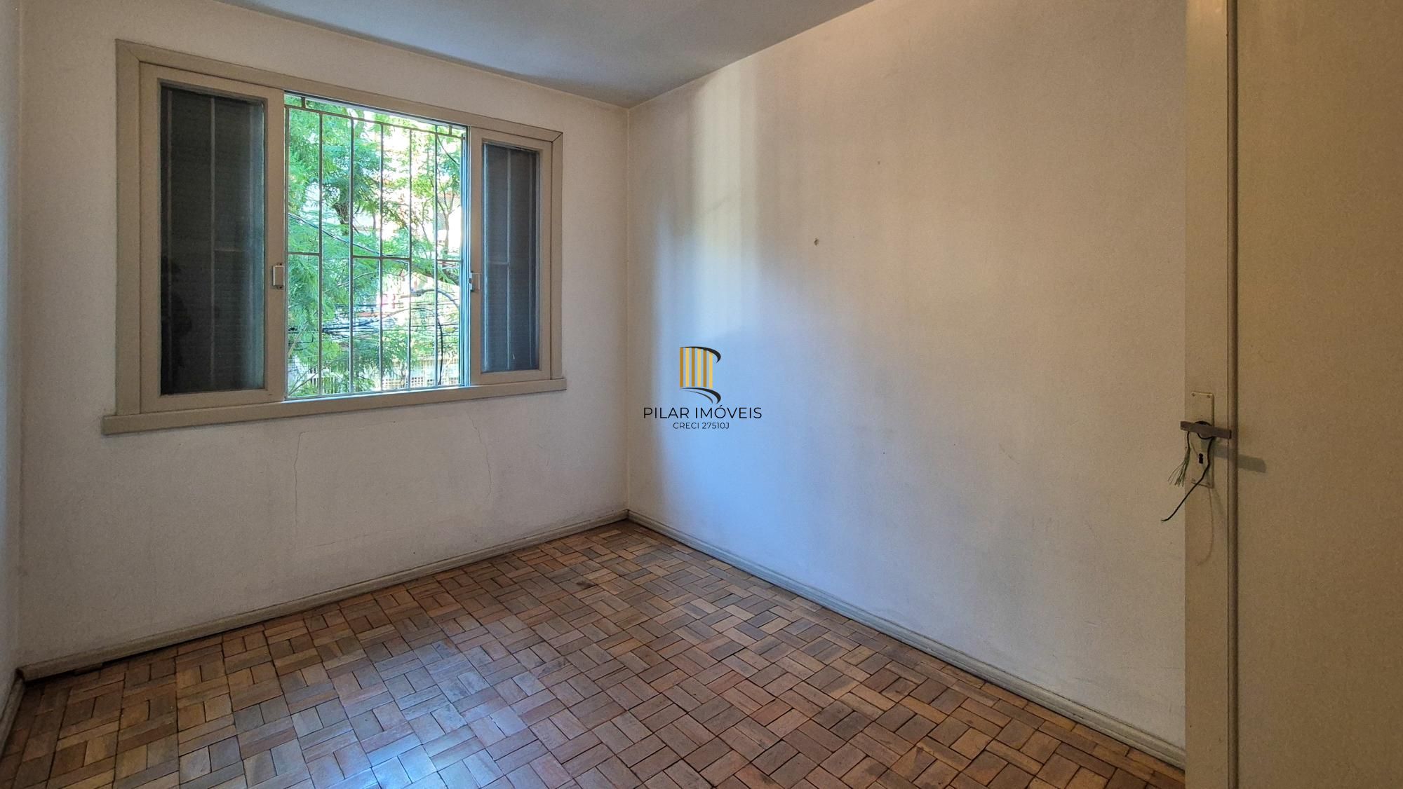 APARTAMENTO AMPLO, 70m² com 2 QUARTOS e 2 BANHEIROS, NO CORAÇÃO DA CIDADE BAIXA