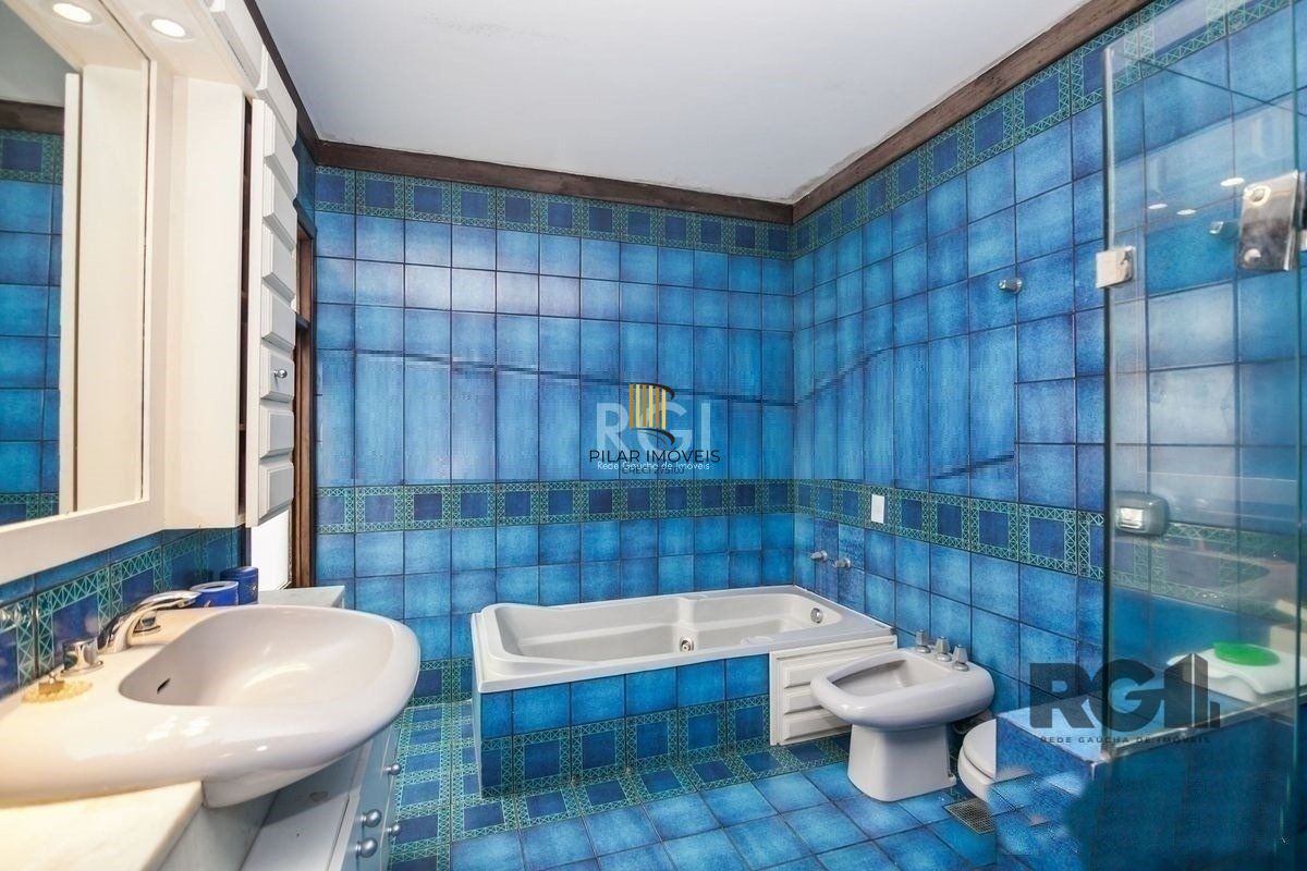 Casa 3 dormitórios à venda Rio Branco Porto Alegre/RS