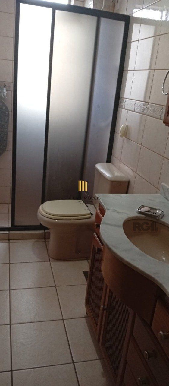 Apartamento de 02 dormitórios, de frente com elevador bairro Partenon- Porto Ale