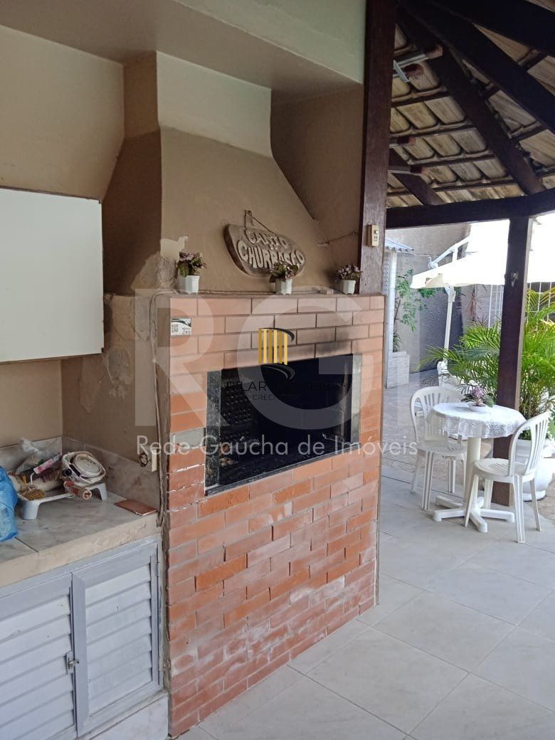 Casa para Venda - 750m², 6 dormitórios, sendo 3 suites, 4 vagas - Partenon