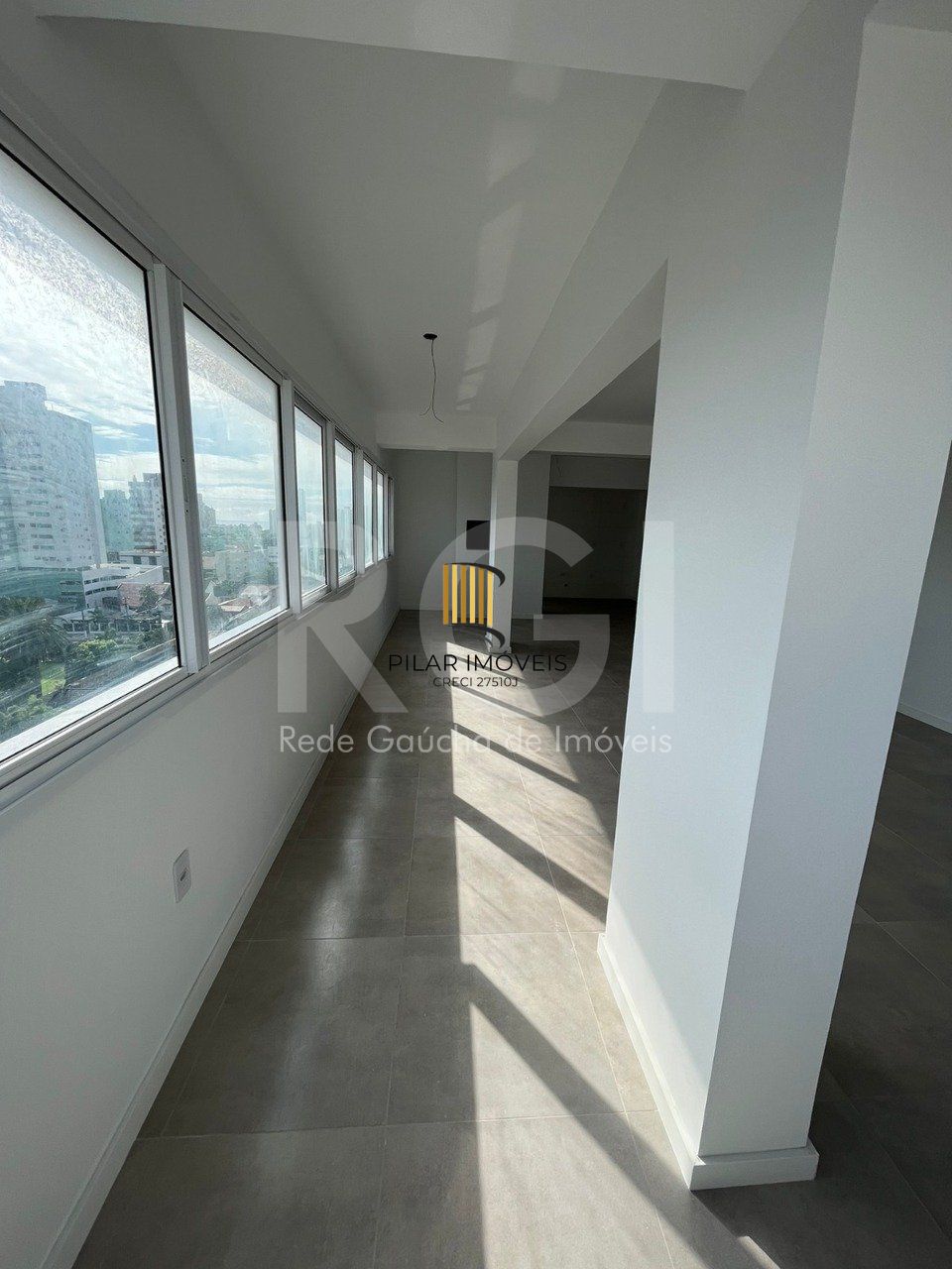 Apartamento com 3 Quartos e 3 banheiros à Venda, 129 m² Centro de Tramandaí