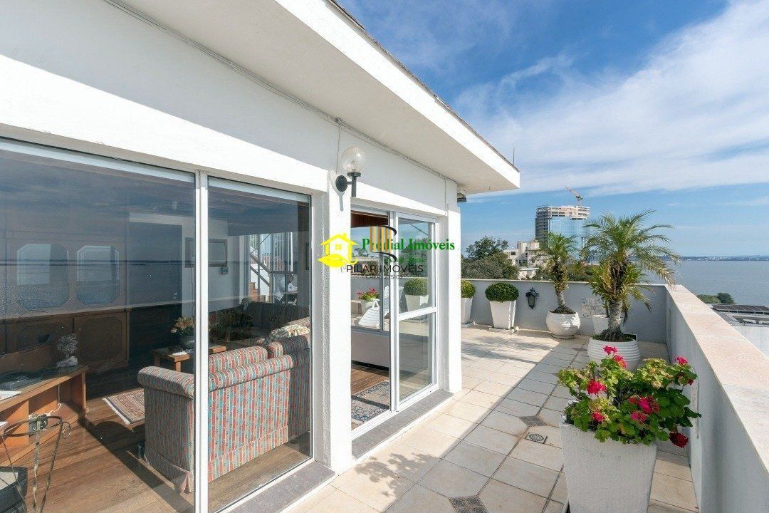 Cobertura para Venda - 306.94m², 3 dormitórios, sendo 2 suites, 2 vagas - Menino