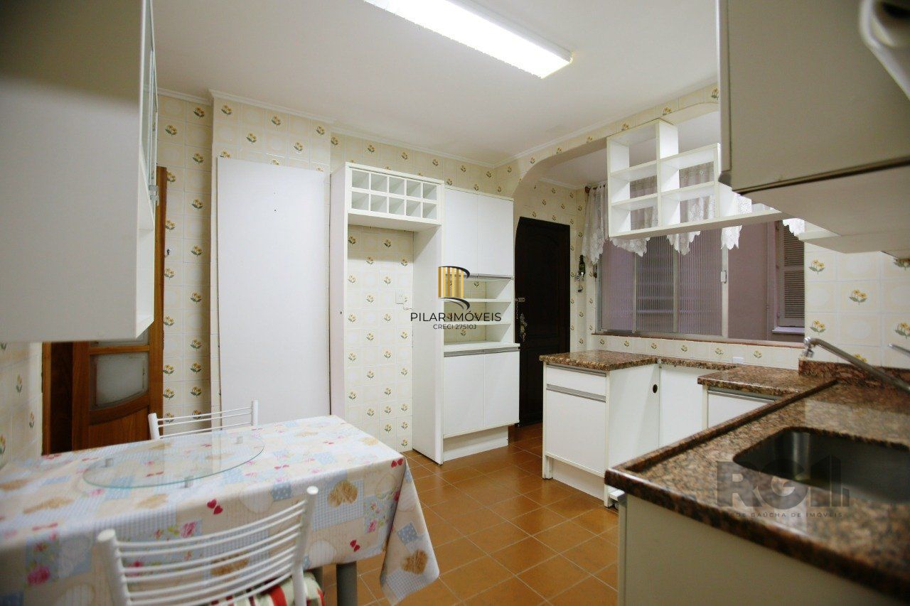 Apartamento 3 dormitórios à venda Centro Histórico Porto Alegre/RS