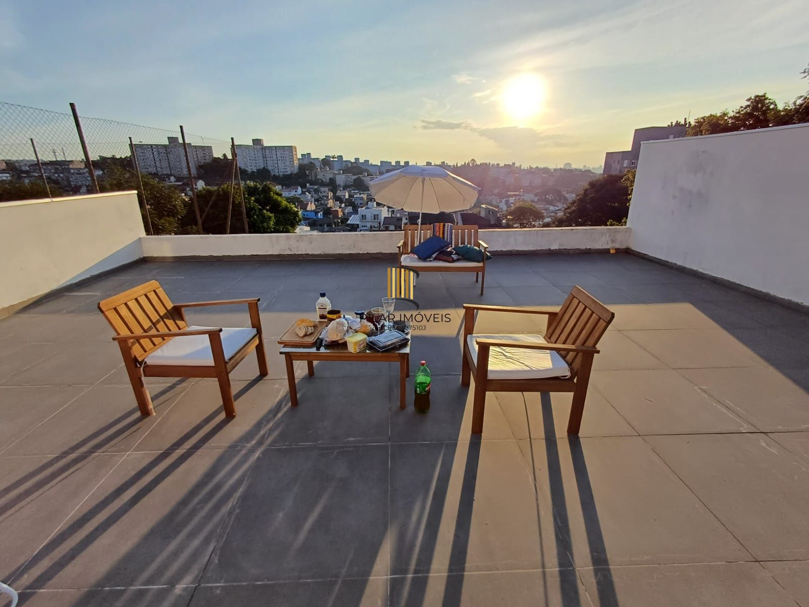 Casa à venda em Santo Antônio - Porto Alegre