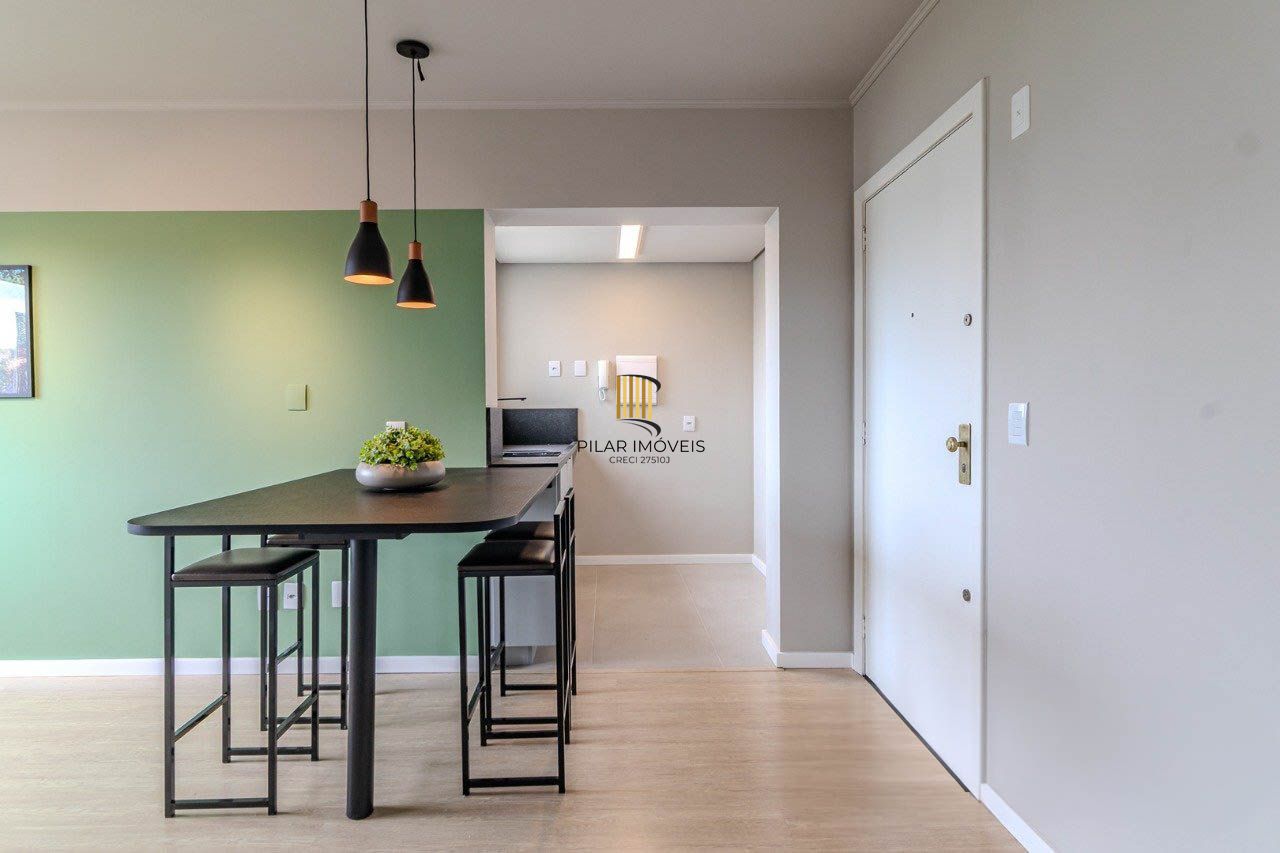 Apartamento para Venda, 1 dormitório, 1 vaga - Chácara das Pedras