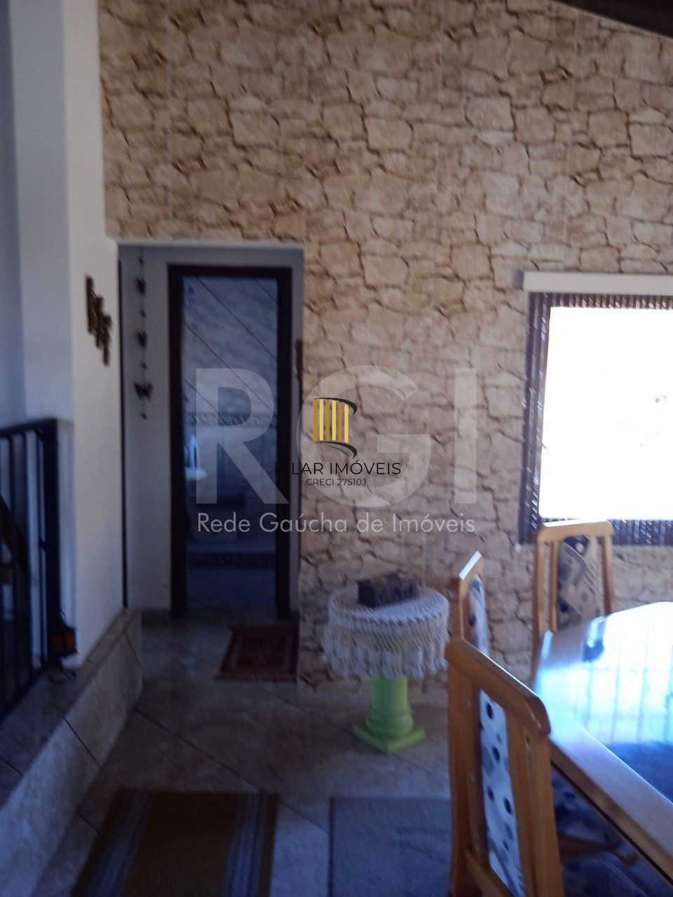 Casa para Venda - 750m², 6 dormitórios, sendo 3 suites, 4 vagas - Partenon