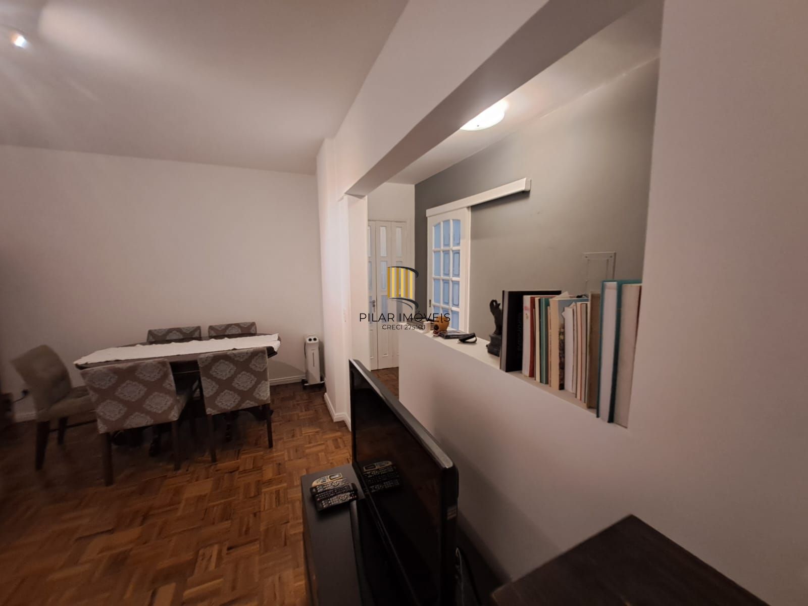 Apartamento 02 Dormitorios