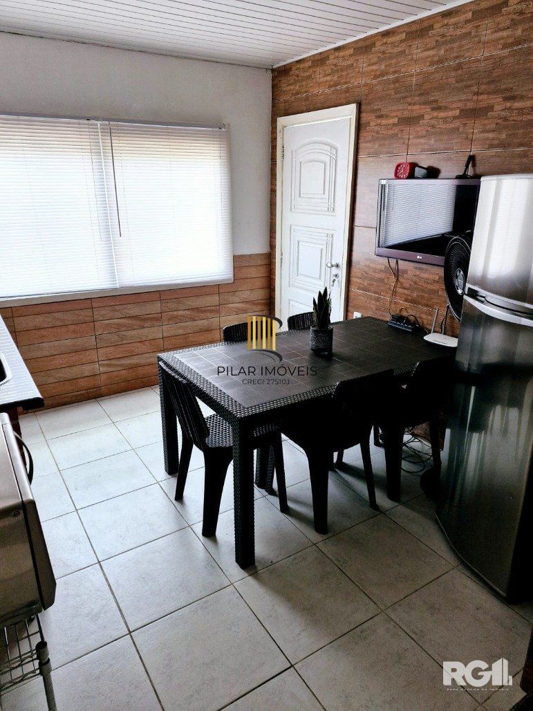 Casa à venda no Jardim do Salso - Porto Alegre - Cód. RP390826
