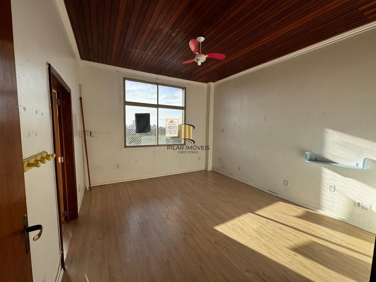 Cobertura com Vista Panorâmica para a Redenção – 4 Dormitórios, 2 Suítes – Porto Alegre