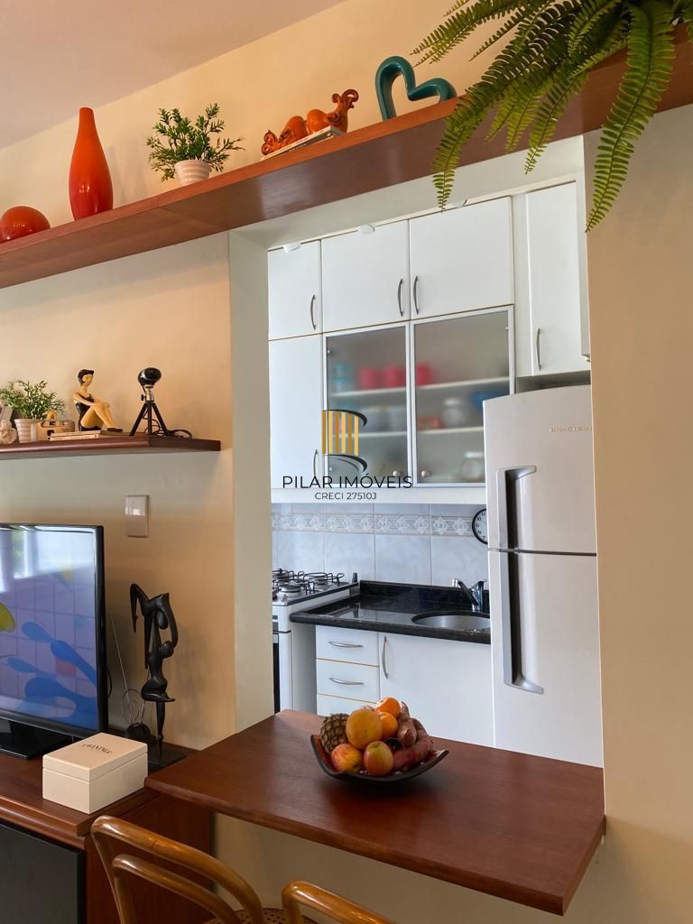 **Apartamento Semi  mobiliado à Venda em Porto Alegre, RS**