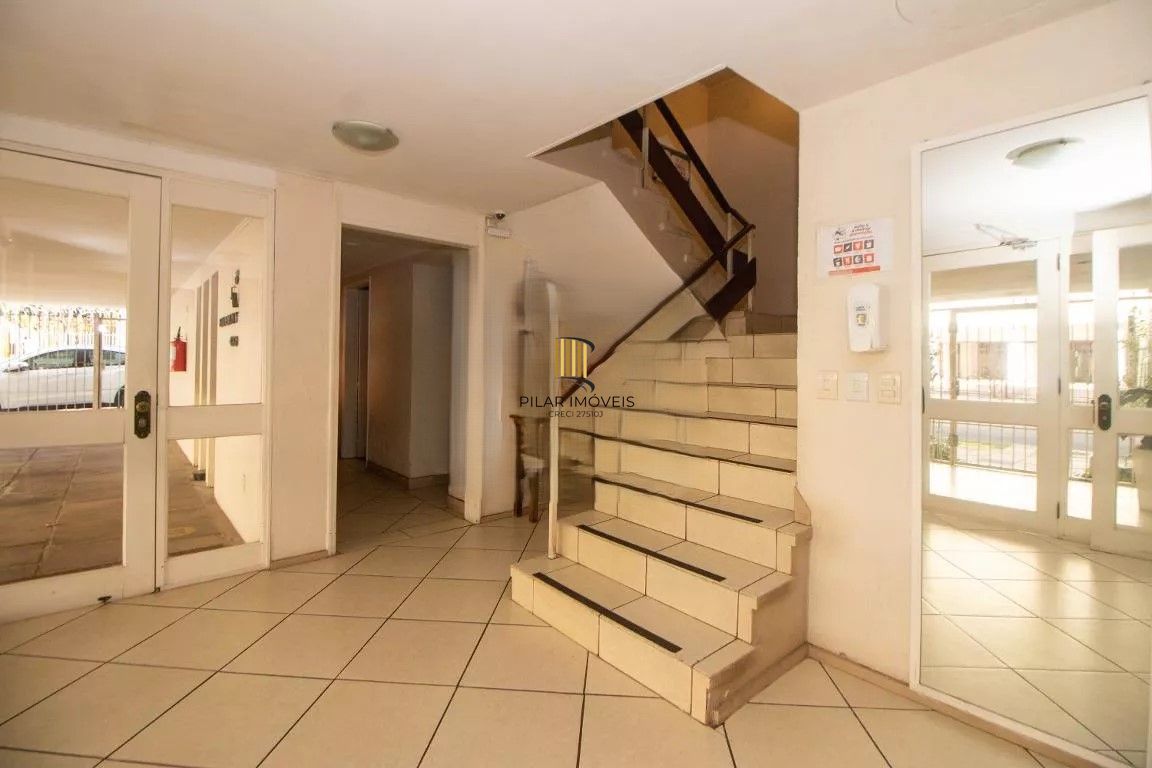 **Cobertura Residencial de 2 Quartos e duas quatro de garagem no bairro Petrópolis, Porto Alegre, RS**