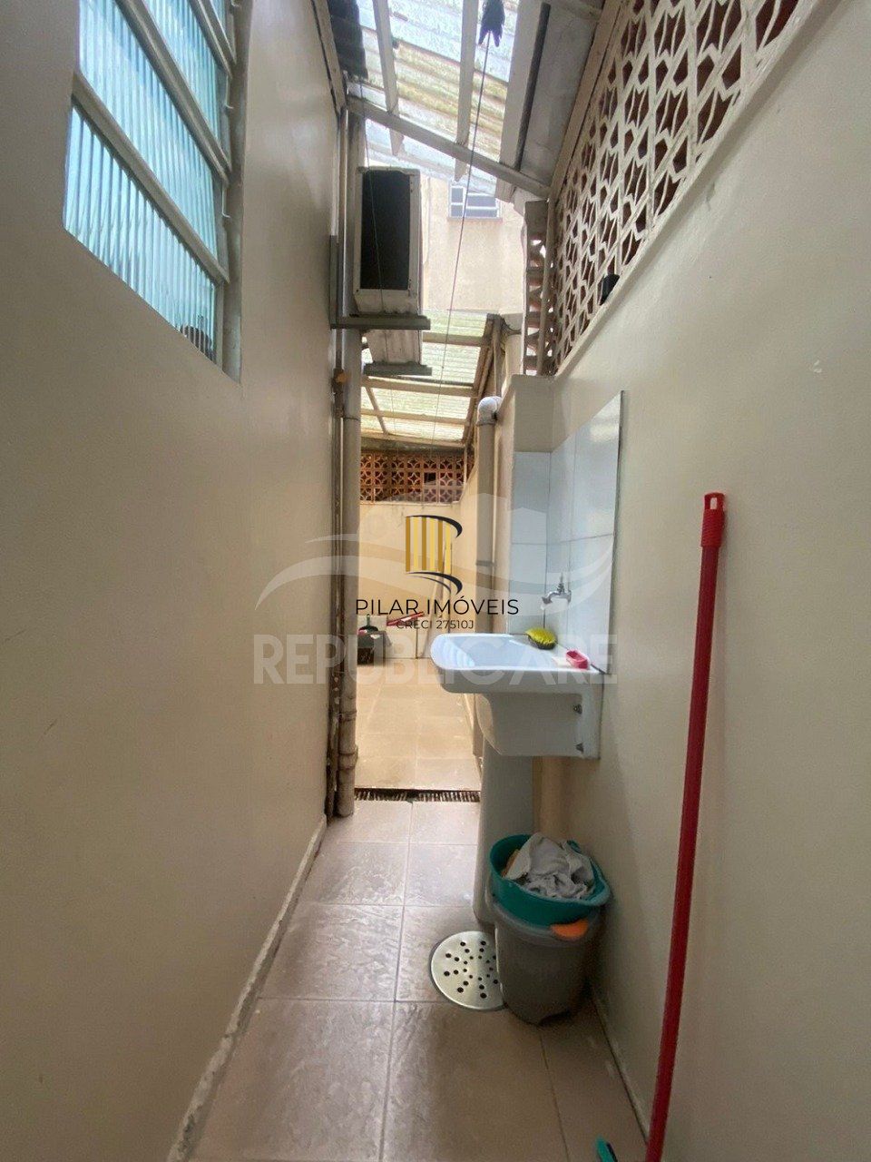 EEXCELENTE  APARTAMENTO DE 2 DORM TRANSFORMADO EM 3, CIDADE BAIXA. CÓD RP389820