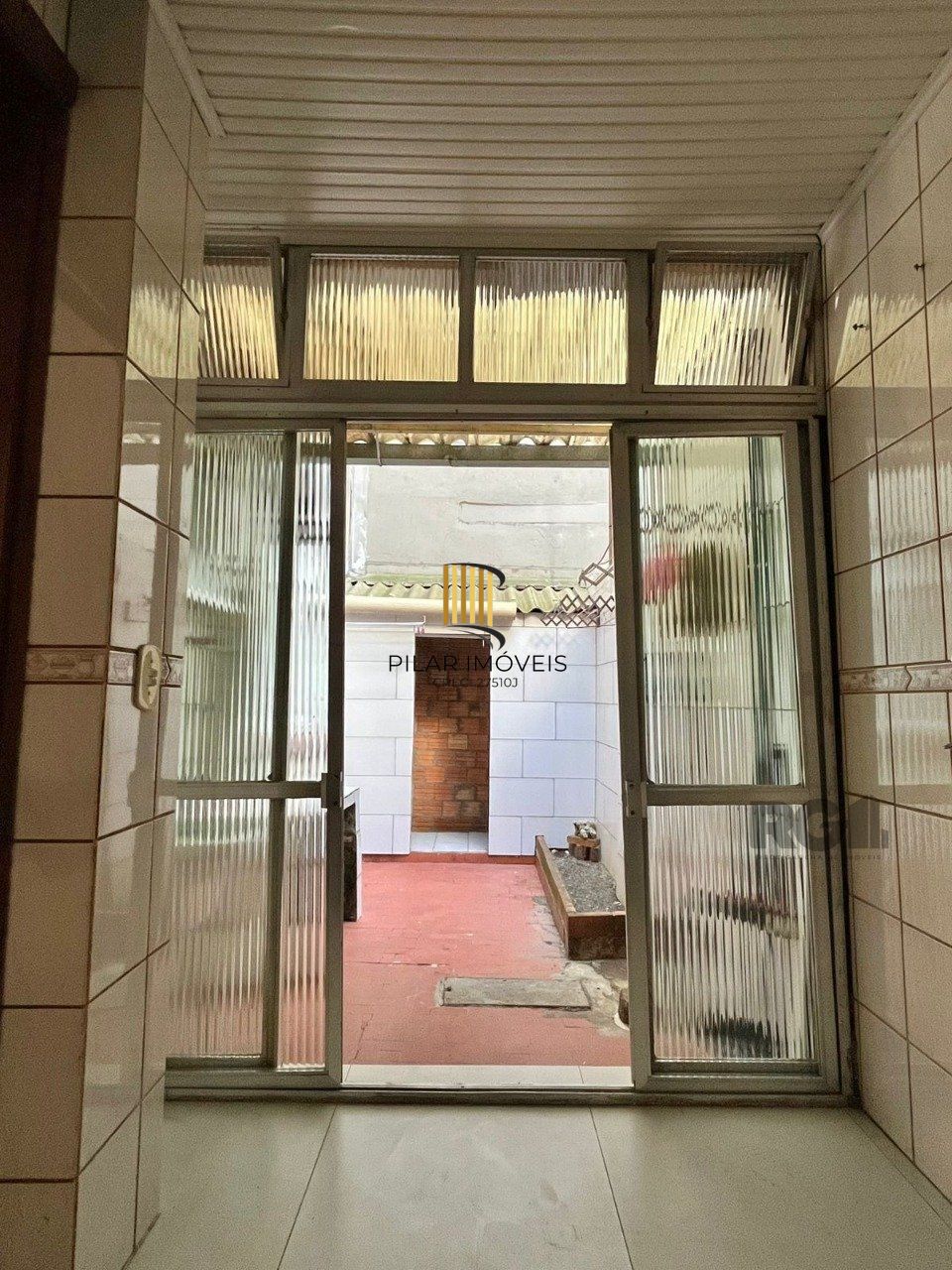 Apartamento terreo na Praia de Belas, com patio privativo