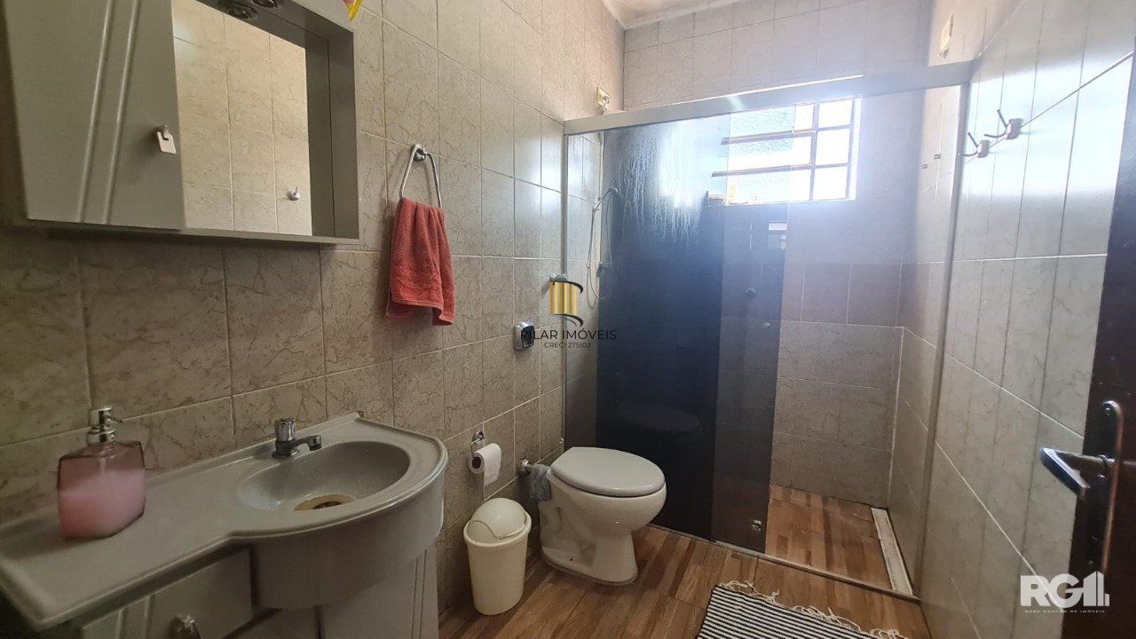 Apartamento de 2 dormitórios, mobiliado.