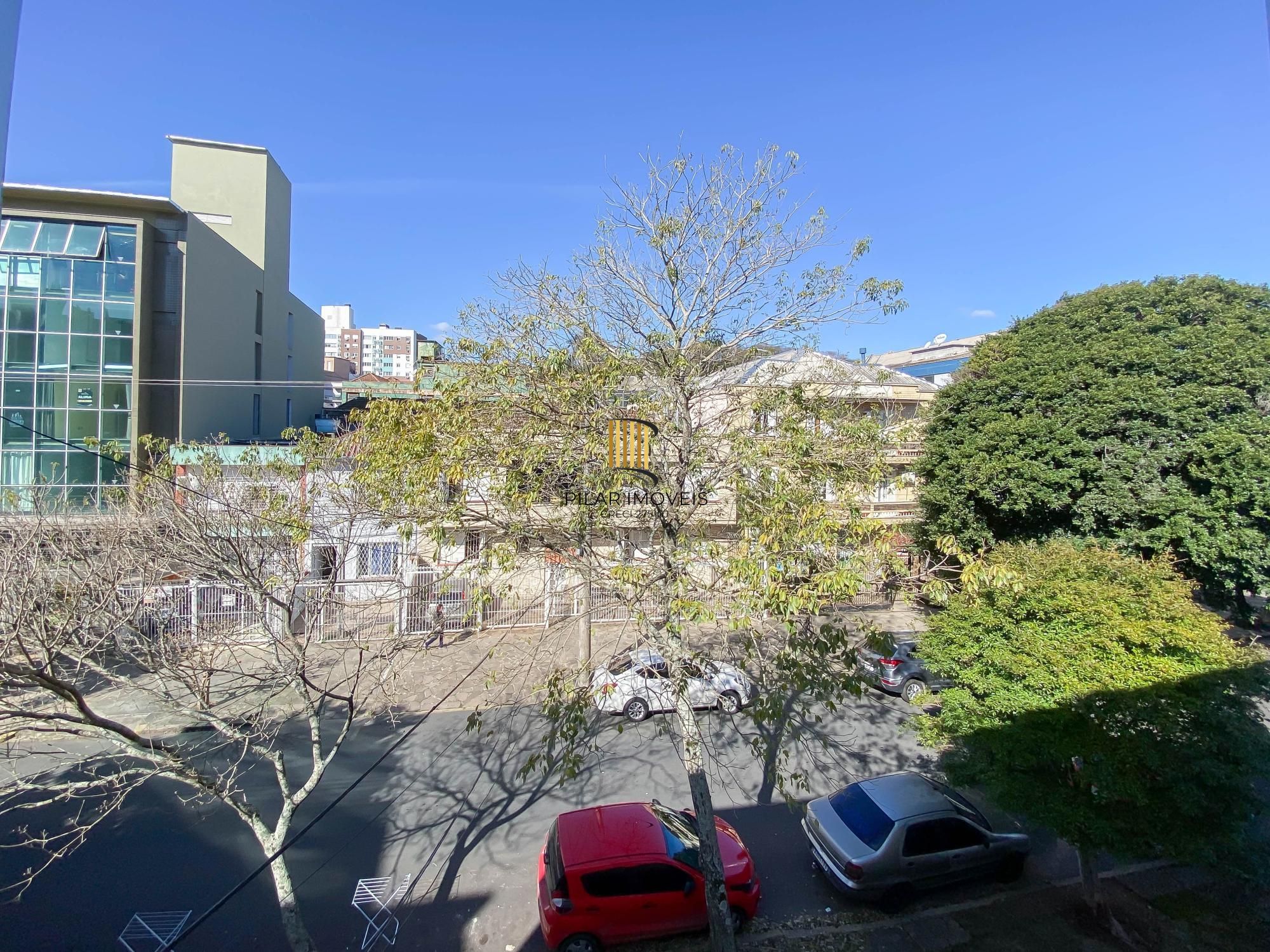 APARTAMENTO 2 DORMITÓRIOS - BAIRRO AZENHA