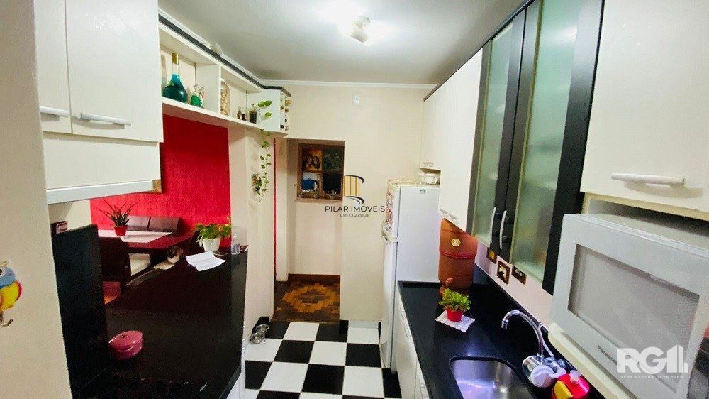 APARTAMENTO A VENDA, 3 DORMITÓRIOS REFORMADO NA JOÃO ALFREDO.
