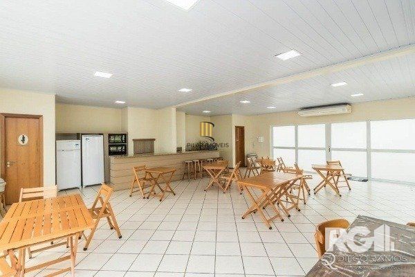 APARTAMENTO DE 2 DORMITÓRIOS A VENDA NA AV SARANDI PORTO ALEGRE