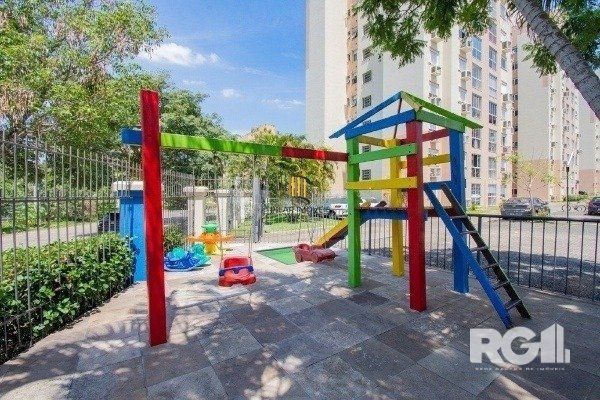 APARTAMENTO DE 2 DORMITÓRIOS A VENDA NA AV SARANDI PORTO ALEGRE