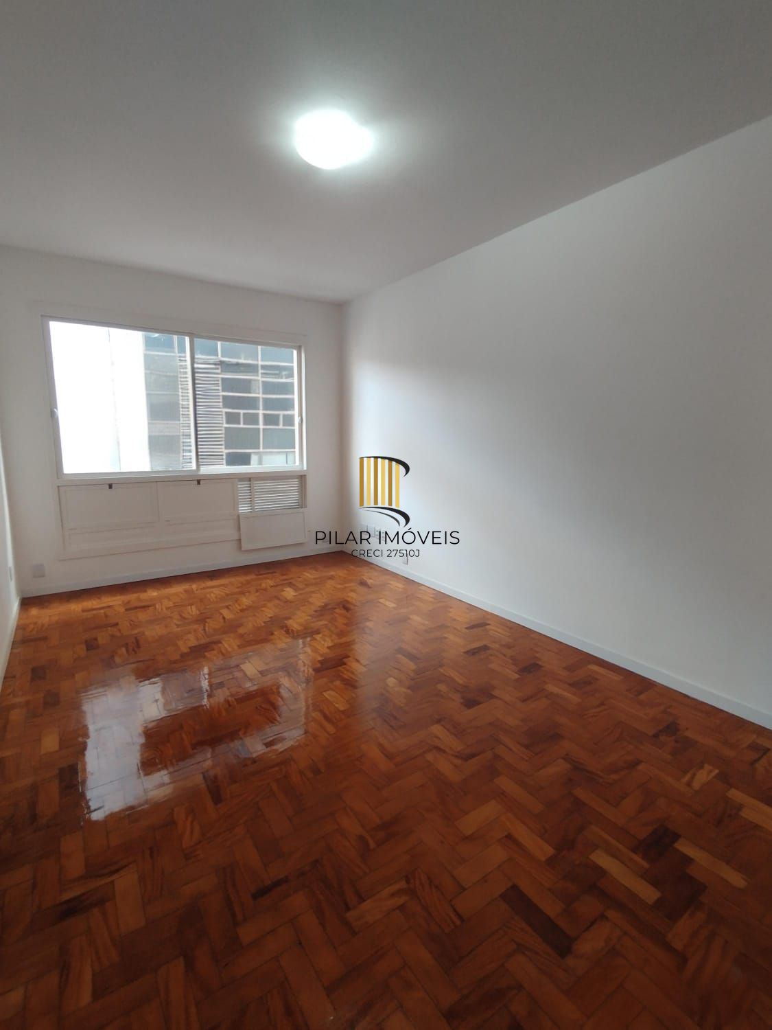 Apartamento de 2 dormitórios com dependência — 75 m² | Rua Riachuelo - Pilar Imóveis