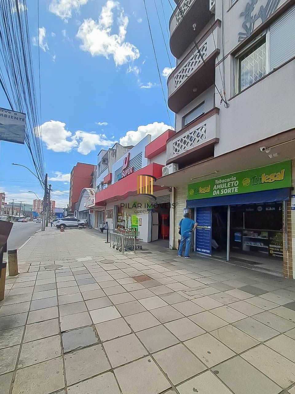 JK mobiliado à venda na Av. Azenha – Porto Alegre, pronto para morar