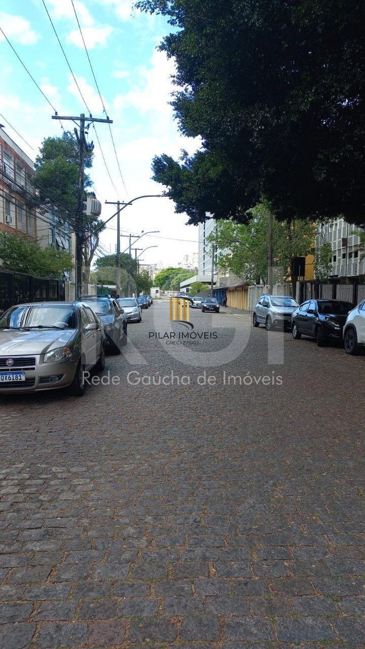 Apartamento 2 quartos, 2 vagas garagem, semi-mobilado na Praia de Belas!