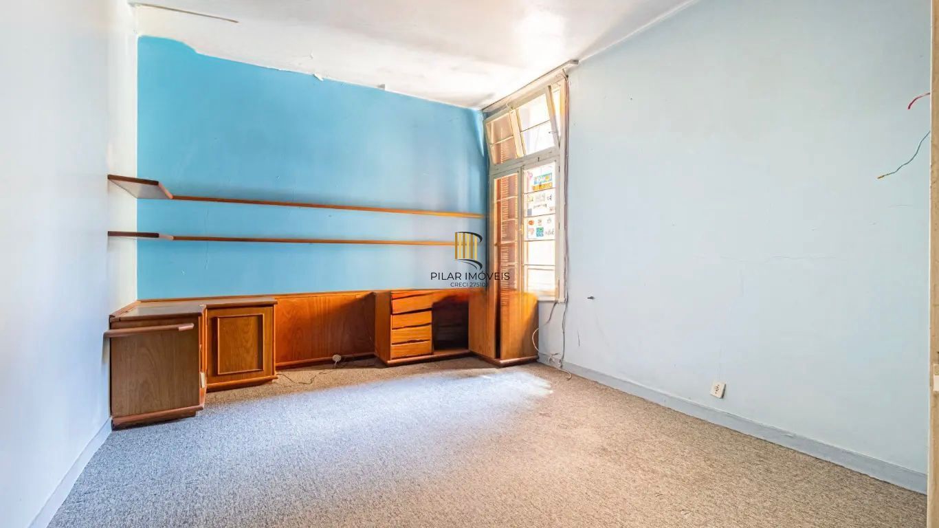 Prédio na Andre da Rocha com garagem