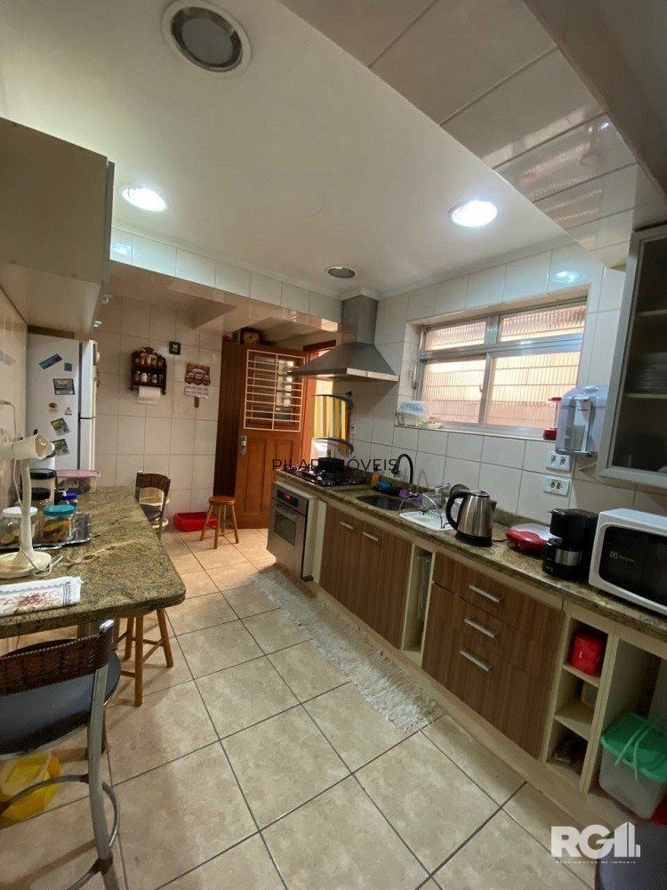 Apartamento à venda no Ed. Jaguari, localizado na Rua Jose do Patrocinio, no bairro Cidade Baixa em Porto Alegre