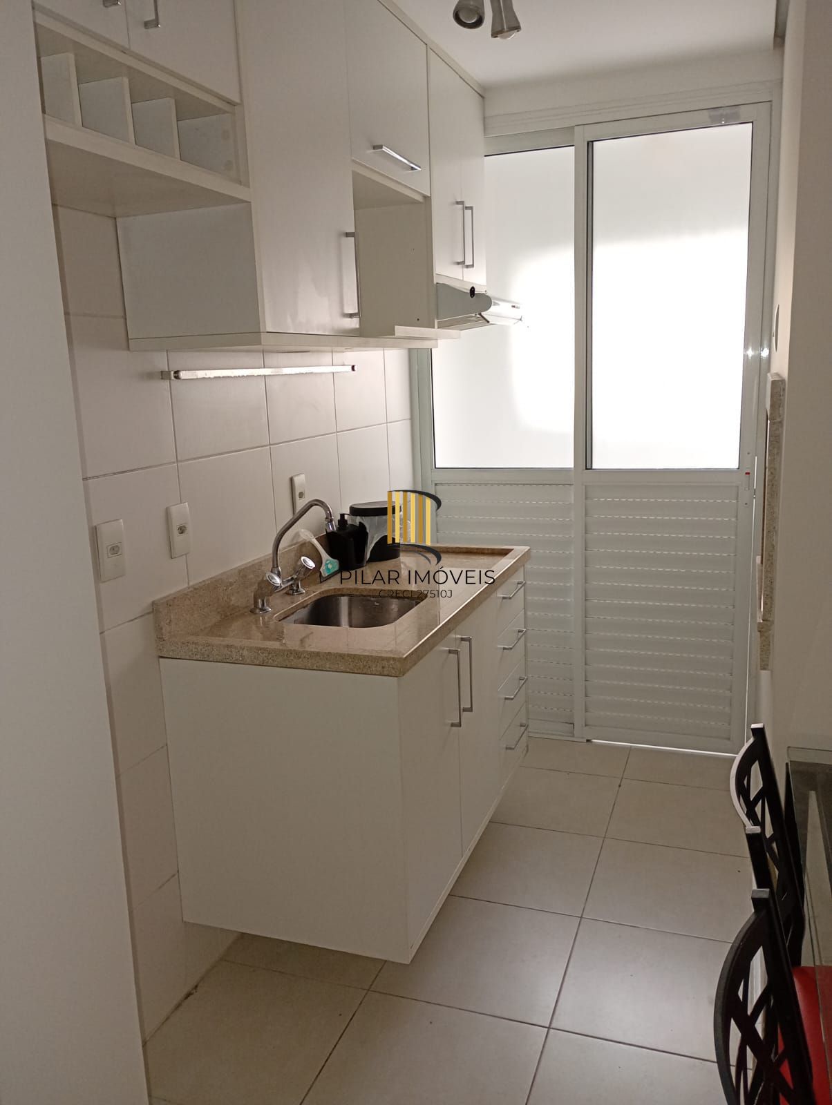 Apartamento de 1 dormitório, suíte, garagem, à venda em Cidade Baixa, Porto Alegre.