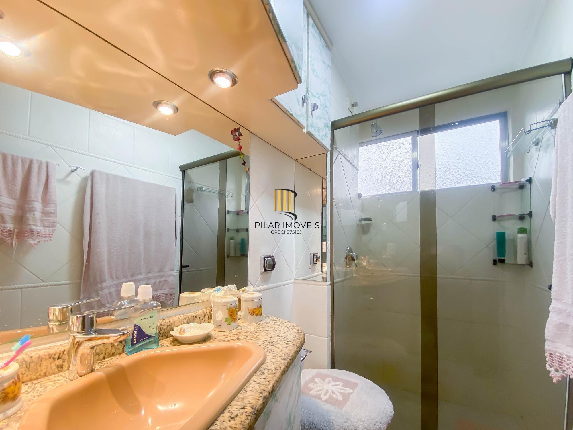 Apartamento 2 Dormitórios à Venda na Cidade Baixa – 75m², Pronto para Morar