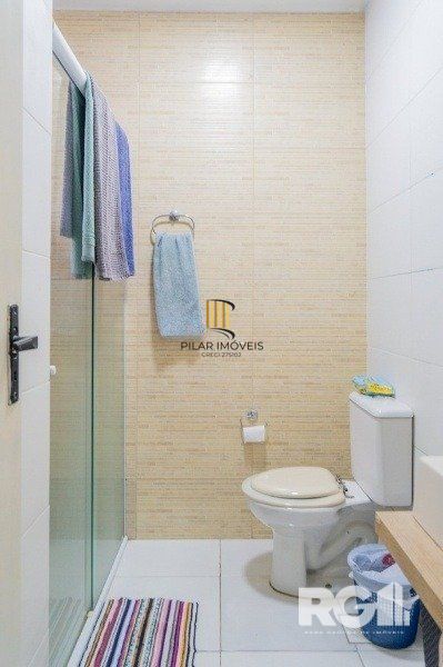 Apartamento com 1 quarto e 47m² à venda em Medianeira, Porto Alegre.