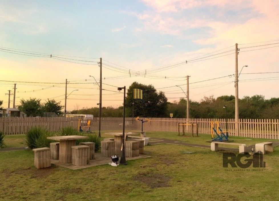 Apto 02 dormitórios na Zona Norte