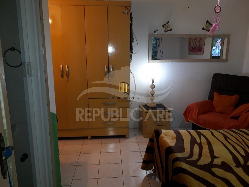 CASA 3 DORMITORIOS NA ASSIS BRASIL