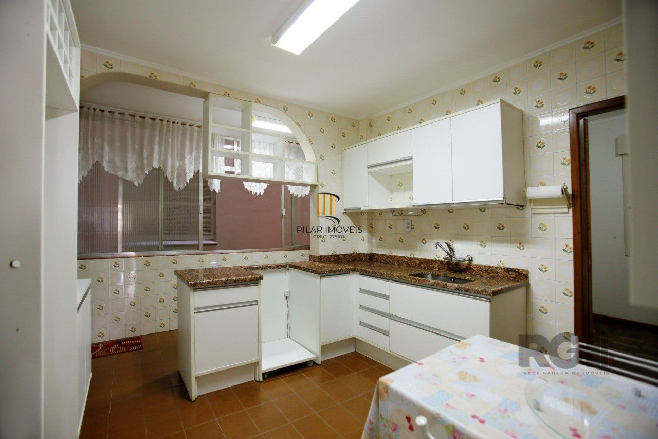 Apartamento 3 dormitórios à venda Centro Histórico Porto Alegre/RS