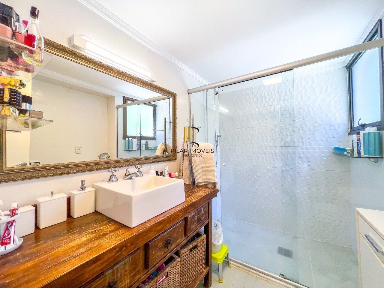 APARTAMENTO DE 143M², 3 DORMITÓRIOS, 1 SUÍTE, 2 VAGAS - BELA VISTA