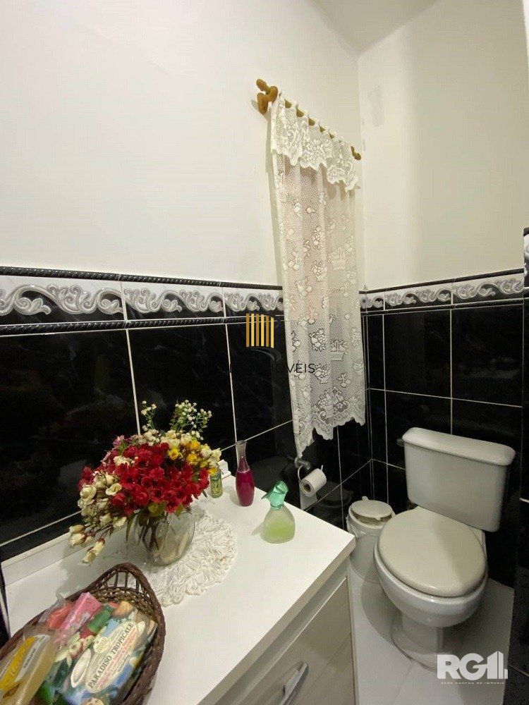 Apartamento à venda no Ed. Jaguari, localizado na Rua Jose do Patrocinio, no bairro Cidade Baixa em Porto Alegre
